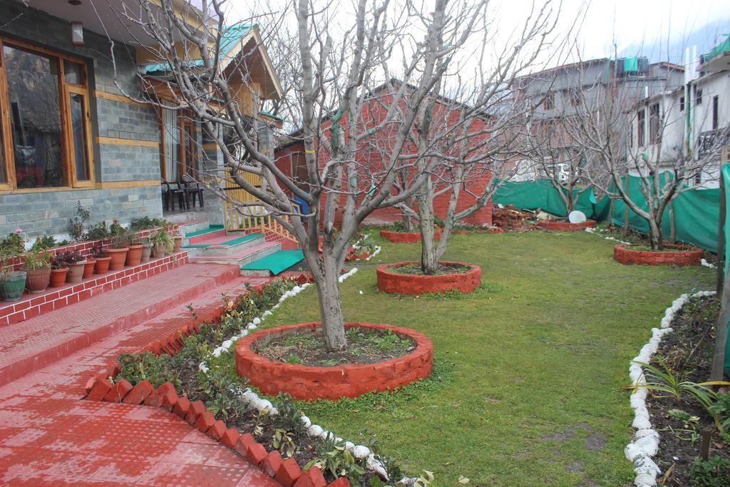Gezellig Inn - Tree Hill Cottages & Kanyal Villas Manali  Luaran gambar